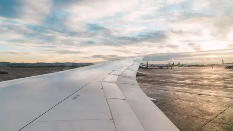 Marcado láser en la industria aeronáutica: seguridad y trazabilidad en piezas críticas